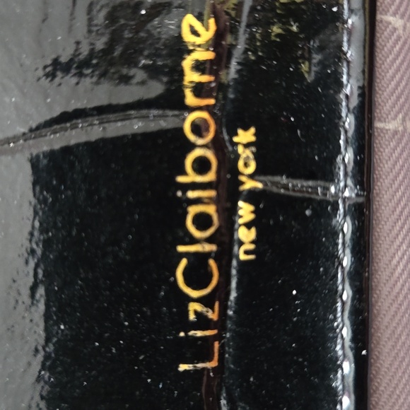 Liz Claiborne mini shouder bag. - Picture 5 of 6